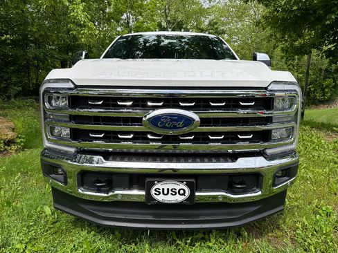 New 2025 Ford F250 Lariat w/ Lariat Ultimate Package image 13