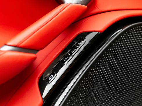 Certified 2022 Ferrari Roma image 15