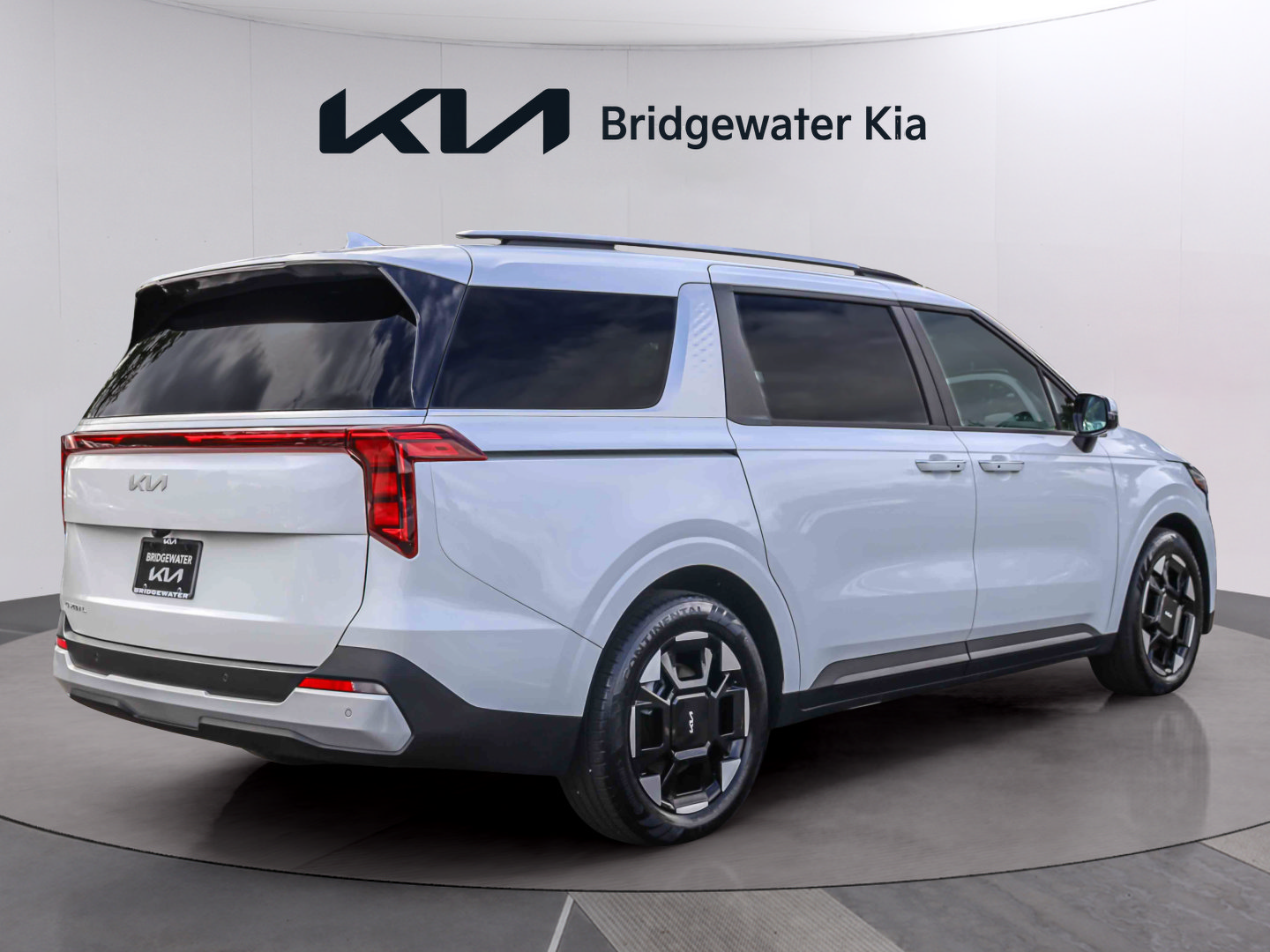 Used 2026 Kia Carnival EX FWD image 6