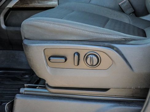 Used 2021 GMC Sierra 1500 Elevation w/ Preferred Package image 28