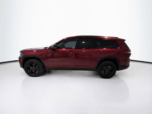 Used 2025 Jeep Grand Cherokee L Limited w/ Black Appearance Package image 4