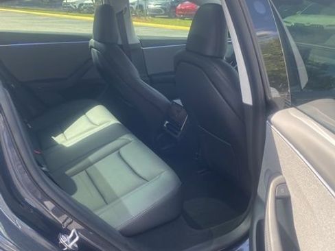Used 2024 Tesla Model 3 Standard Range RWD image 11