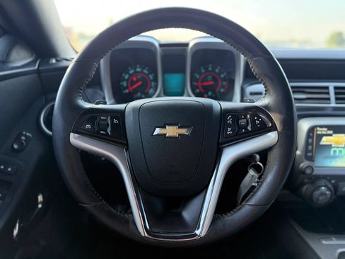 Used 2015 Chevrolet Camaro LT RWD image 24