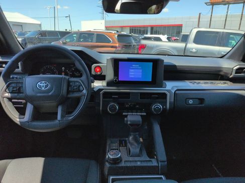 Used 2025 Toyota Tacoma TRD Off-Road AWD/4WD image 12