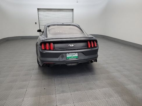 Used 2017 Ford Mustang Premium RWD image 6