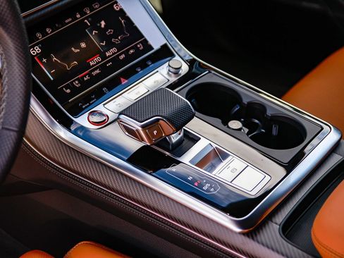 New 2026 Audi RS Q8 performance image 21