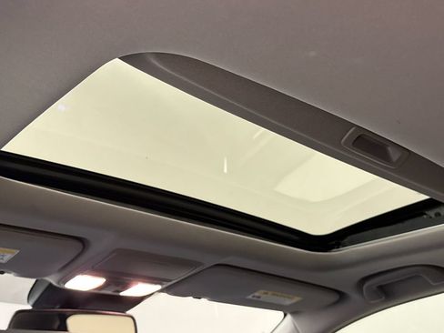 Used 2020 Honda CR-V EX-L image 12