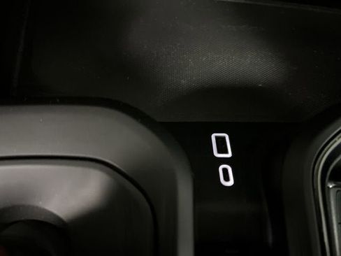 Used 2023 GMC Sierra 1500 AT4 w/ AT4 Preferred Package image 36