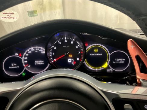 Used 2018 Porsche Panamera 4S image 24