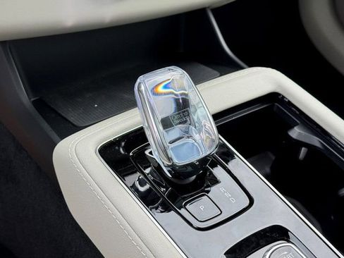 New 2026 Volvo XC90 T8 Ultra image 21