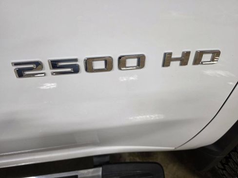 Used 2023 Chevrolet Silverado 2500 LT w/ Convenience Package AWD/4WD image 12