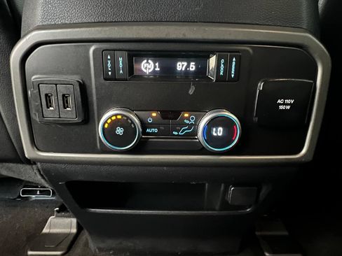 Used 2020 Ford Expedition XLT w/ Equipment Group 202A AWD/4WD image 26
