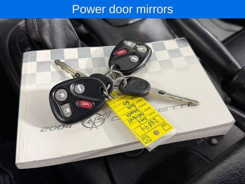 Used 2004 Chevrolet Corvette Convertible w/ Preferred Equipment Group RWD image 17