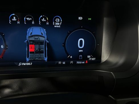 Used 2025 Ford F150 XLT image 19