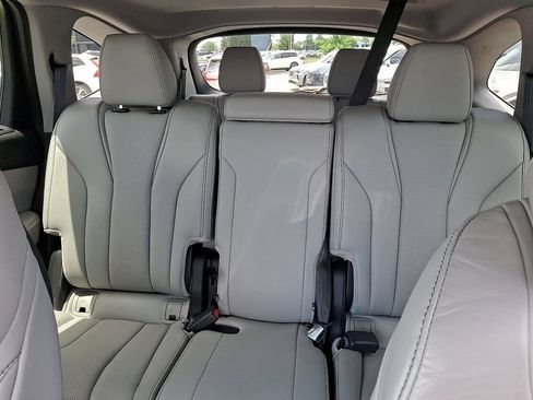 Used 2022 Acura MDX SH-AWD w/ Technology Package image 13