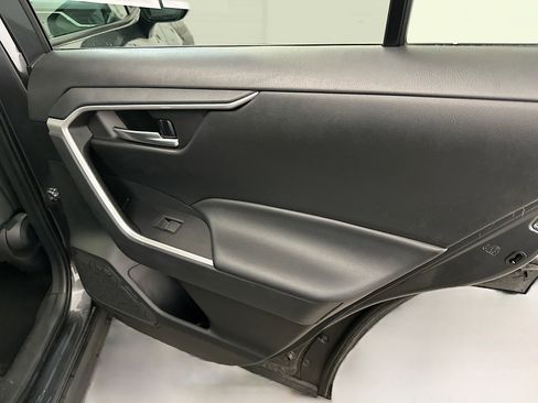 Used 2024 Toyota RAV4 XLE image 31