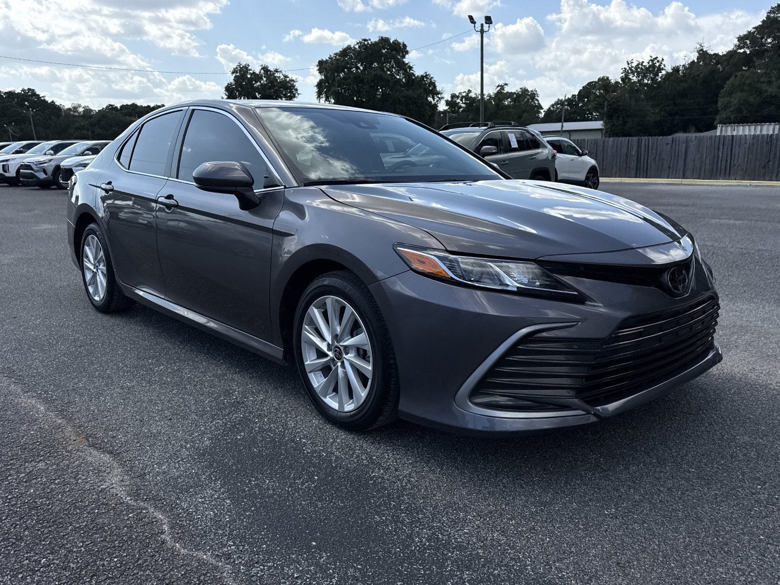 Used 2024 Toyota Camry LE FWD image 8