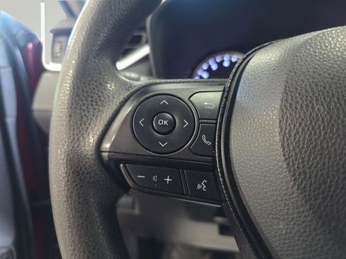 Used 2021 Toyota RAV4 LE AWD/4WD image 15