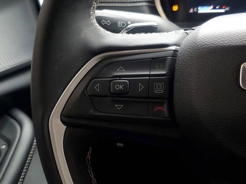 Used 2024 Jeep Grand Cherokee L Laredo w/ Luxury Tech Group I image 19