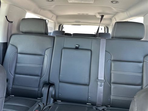 Used 2015 GMC Yukon XL Denali w/ Touring Package AWD/4WD image 15