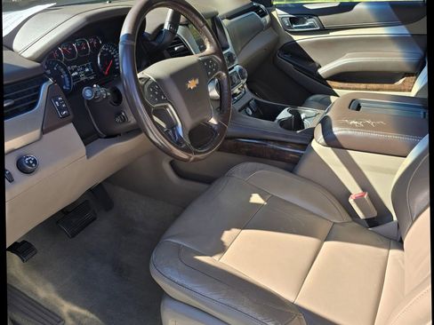 Used 2018 Chevrolet Tahoe LT image 5