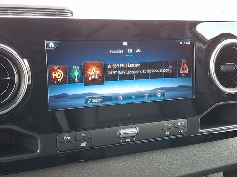 Used 2025 Mercedes-Benz Sprinter 3500 image 18
