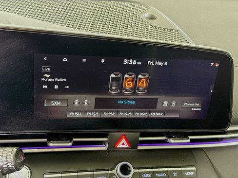 Certified 2023 Hyundai Elantra Limited FWD image 6