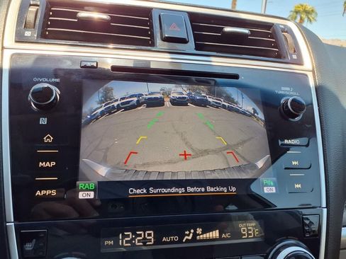 Used 2018 Subaru Outback 3.6R Limited AWD/4WD image 6