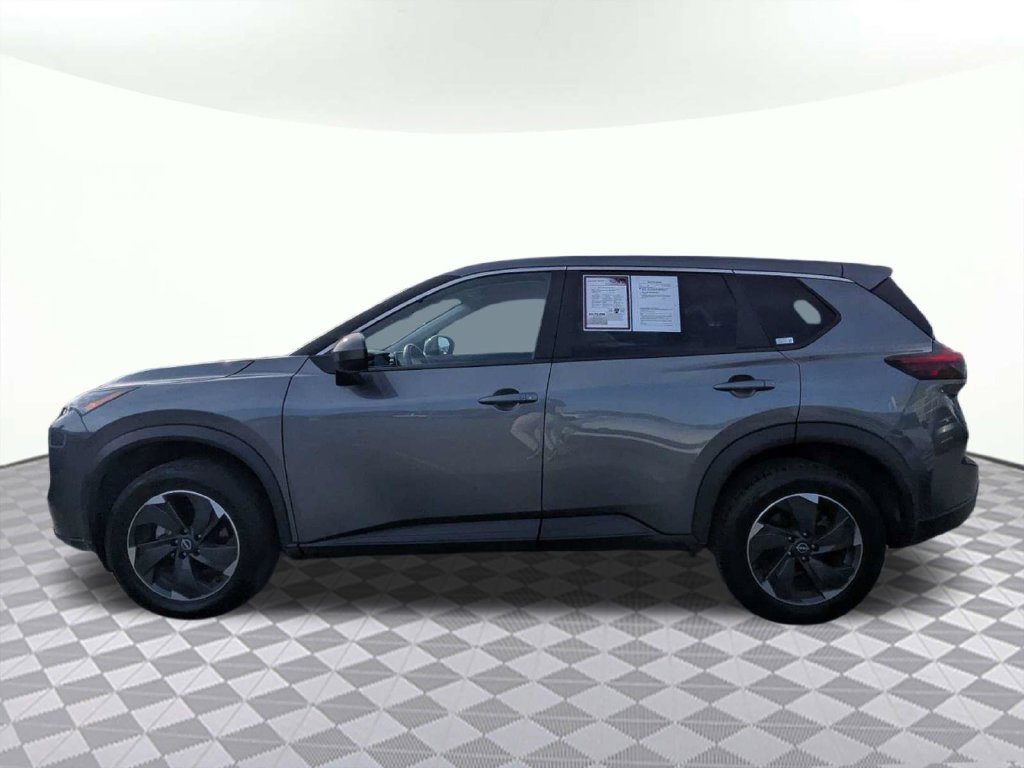 Used 2025 Nissan Rogue SV AWD/4WD image 6