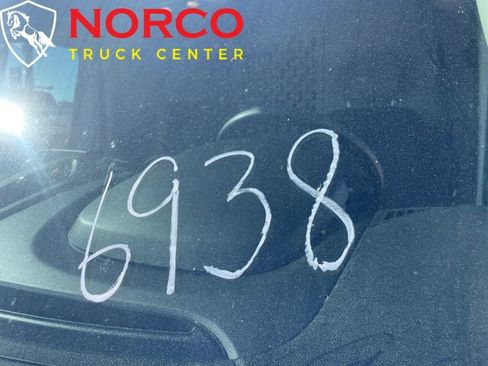 Used 2017 RAM ProMaster 1500 w/ Interior Convenience Group image 19