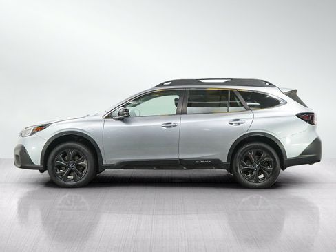 Used 2020 Subaru Outback Onyx Edition XT w/ Popular Package #2 AWD/4WD image 2