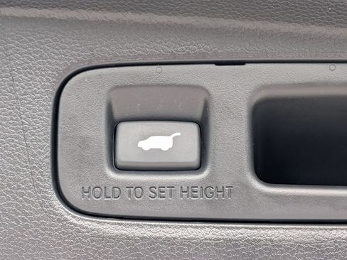 Used 2025 Honda CR-V EX-L image 31