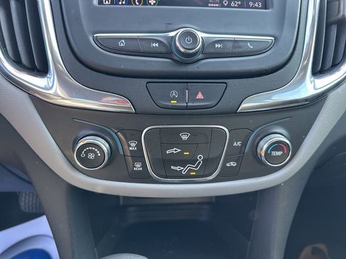 Used 2022 Chevrolet Equinox LS image 27