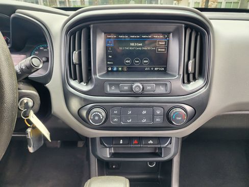 Used 2019 Chevrolet Colorado W/T w/ WT Convenience Package RWD image 26