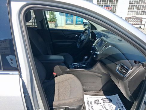Used 2020 Chevrolet Equinox LT AWD/4WD image 14