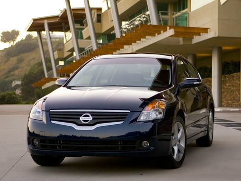Used 2008 Nissan Altima 2.5 SL w/ SL Pkg FWD image 2