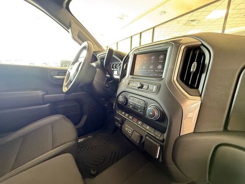 Used 2025 Chevrolet Silverado 1500 Custom Trail Boss image 25