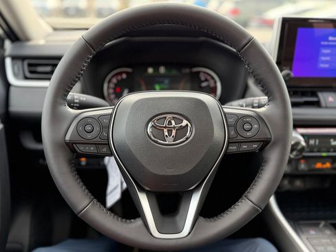 New 2025 Toyota RAV4 XLE w/ Convenience Package image 11