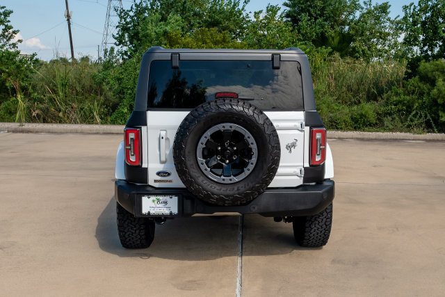 Used 2022 Ford Bronco Outer Banks AWD/4WD image 4