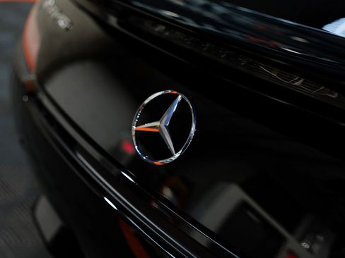 Used 2018 Mercedes-Benz AMG GT R image 22