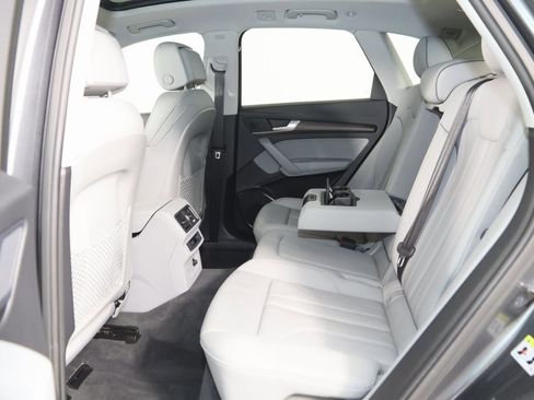 Used 2024 Audi Q5 2.0T Premium w/ Convenience Package image 48