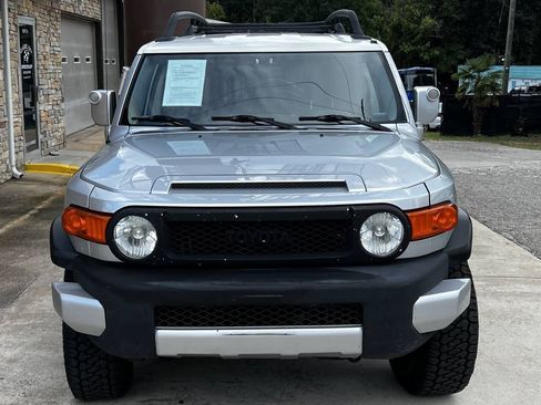 Used 2007 Toyota FJ Cruiser 4WD image 9
