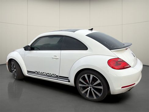 Used 2013 Volkswagen Beetle 2.0T image 5