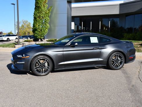 Used 2019 Ford Mustang GT image 2