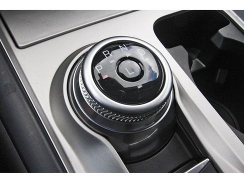 Used 2023 Ford Explorer XLT RWD image 28