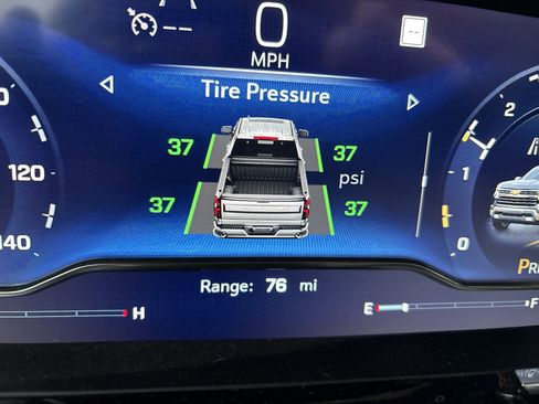 Used 2022 Chevrolet Silverado 1500 LT image 22