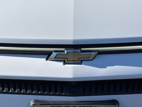 Used 2024 Chevrolet Equinox EV LT image 42