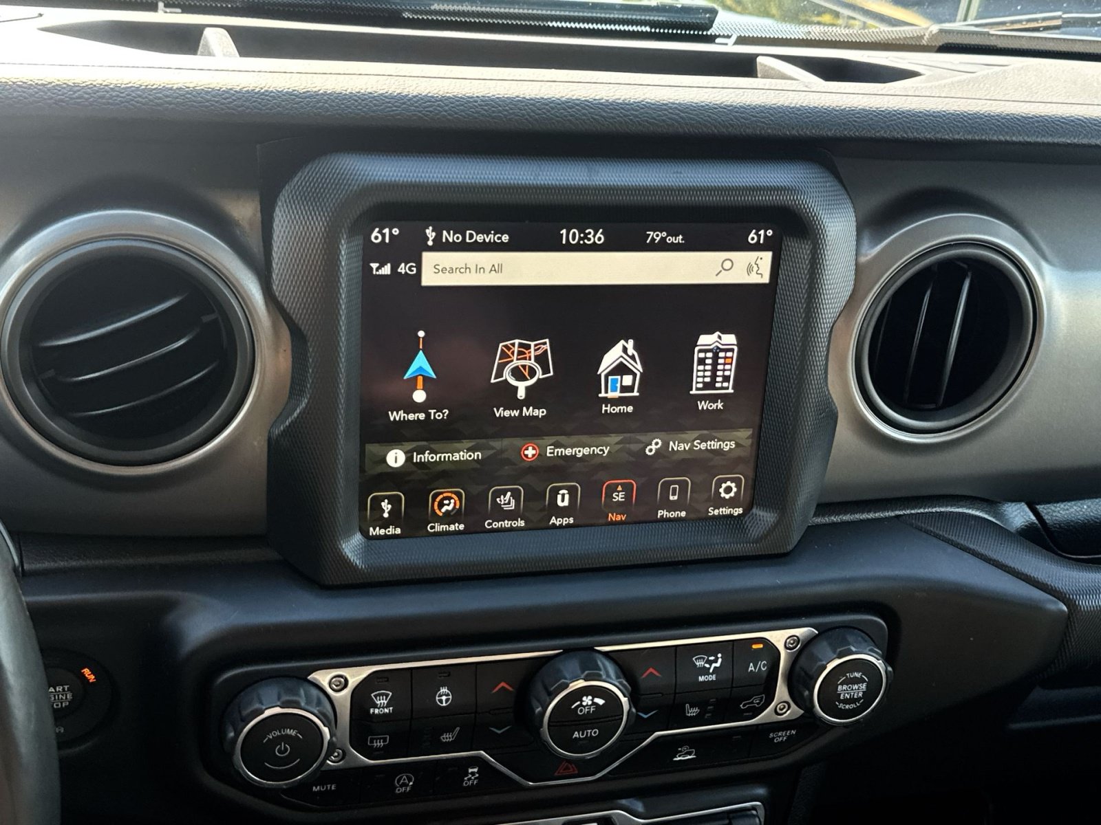 Used 2022 Jeep Gladiator Sport AWD/4WD image 20