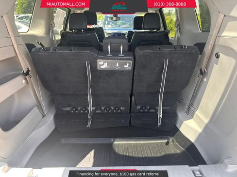Used 2017 Chrysler Pacifica Touring-L Plus FWD image 29