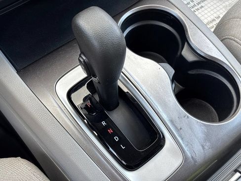 Used 2016 Honda Pilot LX image 25